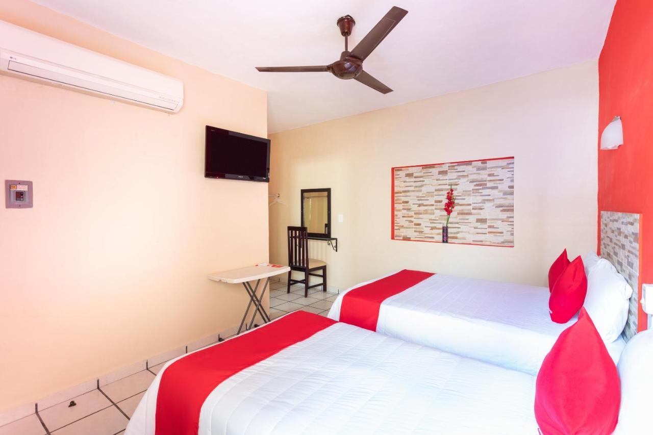 Hotel Costa Azul Chetumal Esterno foto