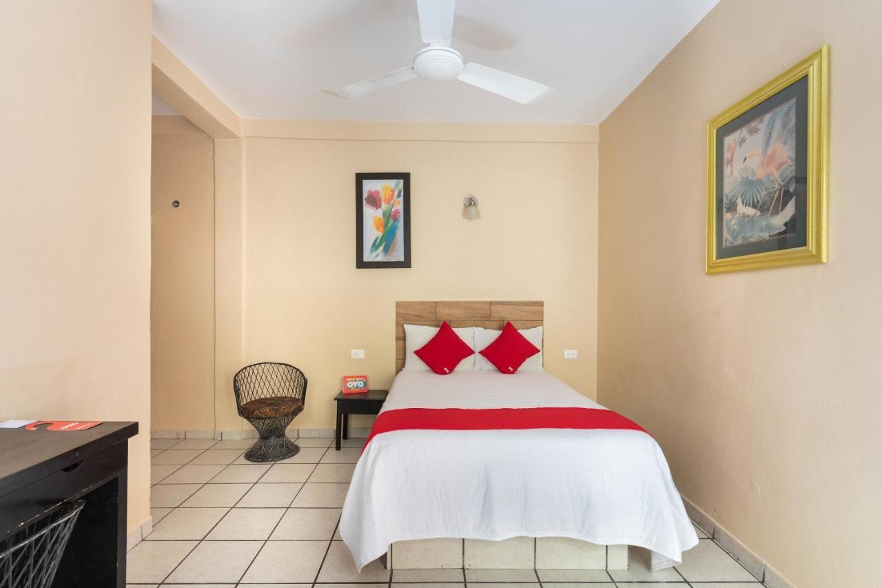 Hotel Costa Azul Chetumal Esterno foto