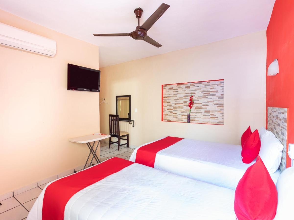 Hotel Costa Azul Chetumal Esterno foto
